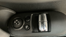 MINI Hatchback 1.5 Cooper Exclusive 3dr Auto Petrol Hatchback